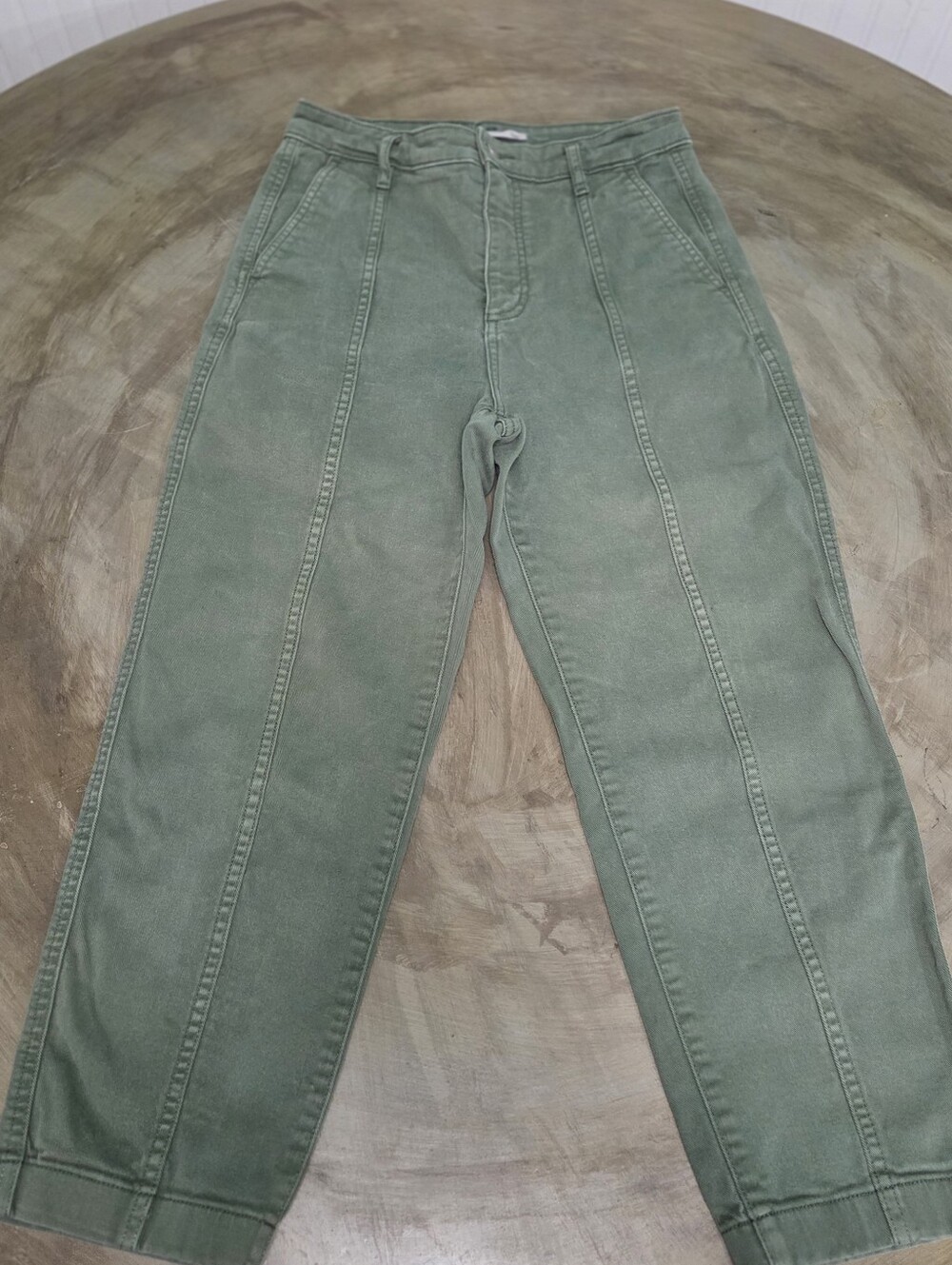 Everlane Women's Straight-Leg Jeans in Sage Green